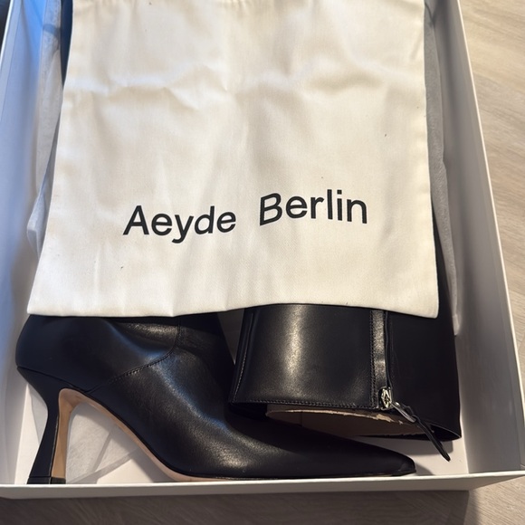 Aeyde Black Esme leather boots - Picture 8 of 8